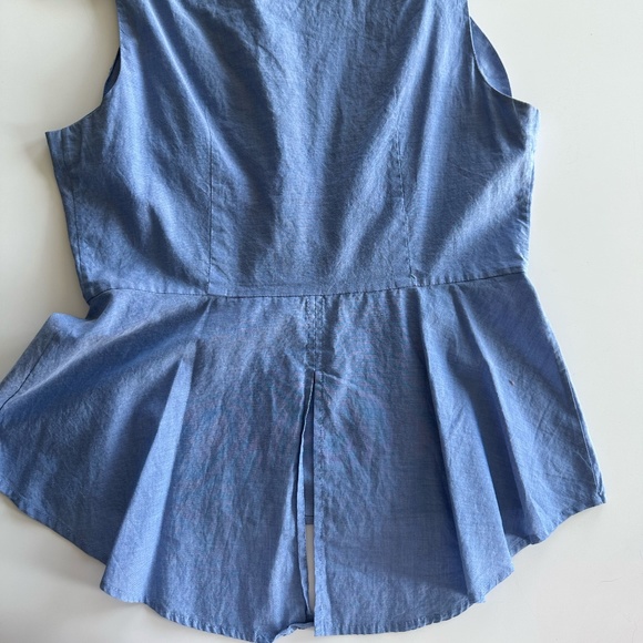 BCBG MaxAzria Jordin  Sleeveless Peplum Button-up Dress Shirt Size M - Picture 5 of 6